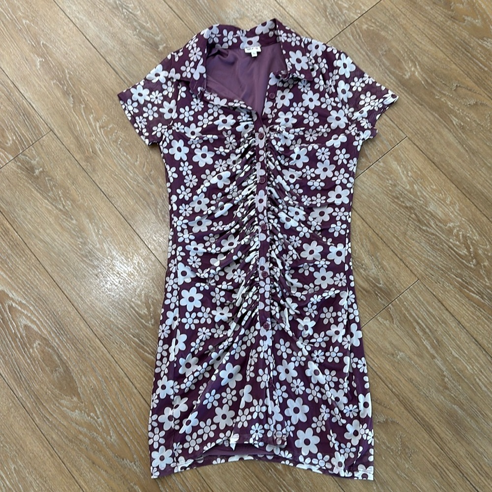 Purple, floral, collard, mini dress. Size large.